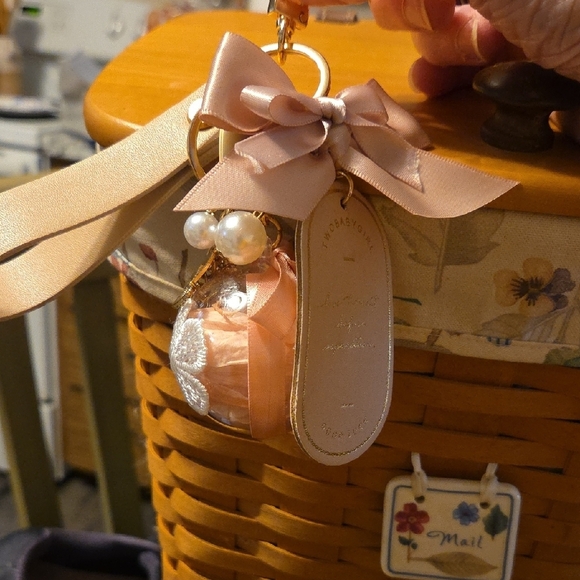 Elegant Tan Bag Charm Keychain with Bow and Charms - Picture 3 of 5